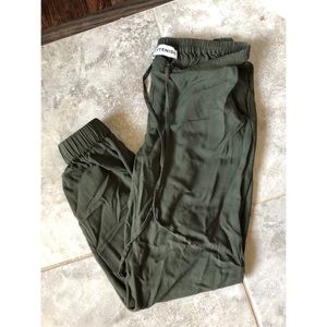 Kittenish Apartment pants (joggers)